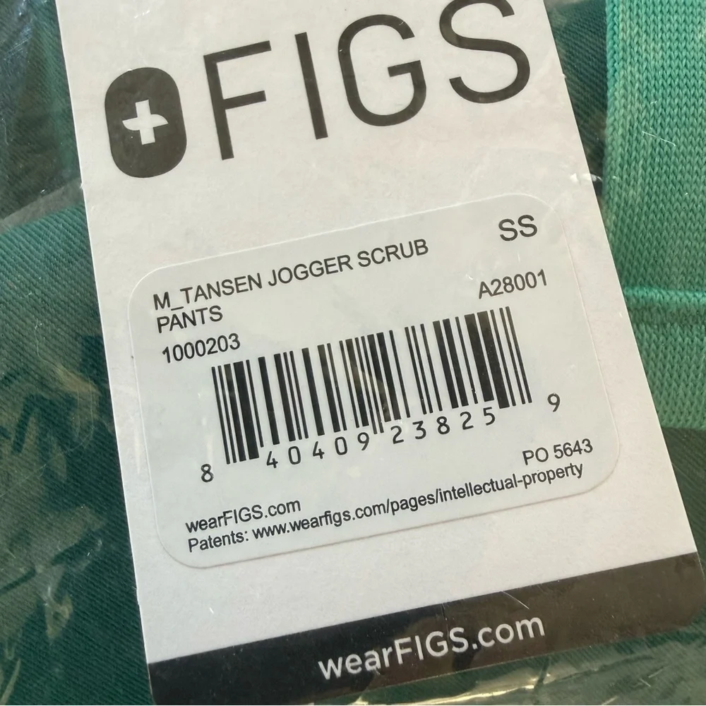 FIGS Tanson jogger scrub men’s small short length.